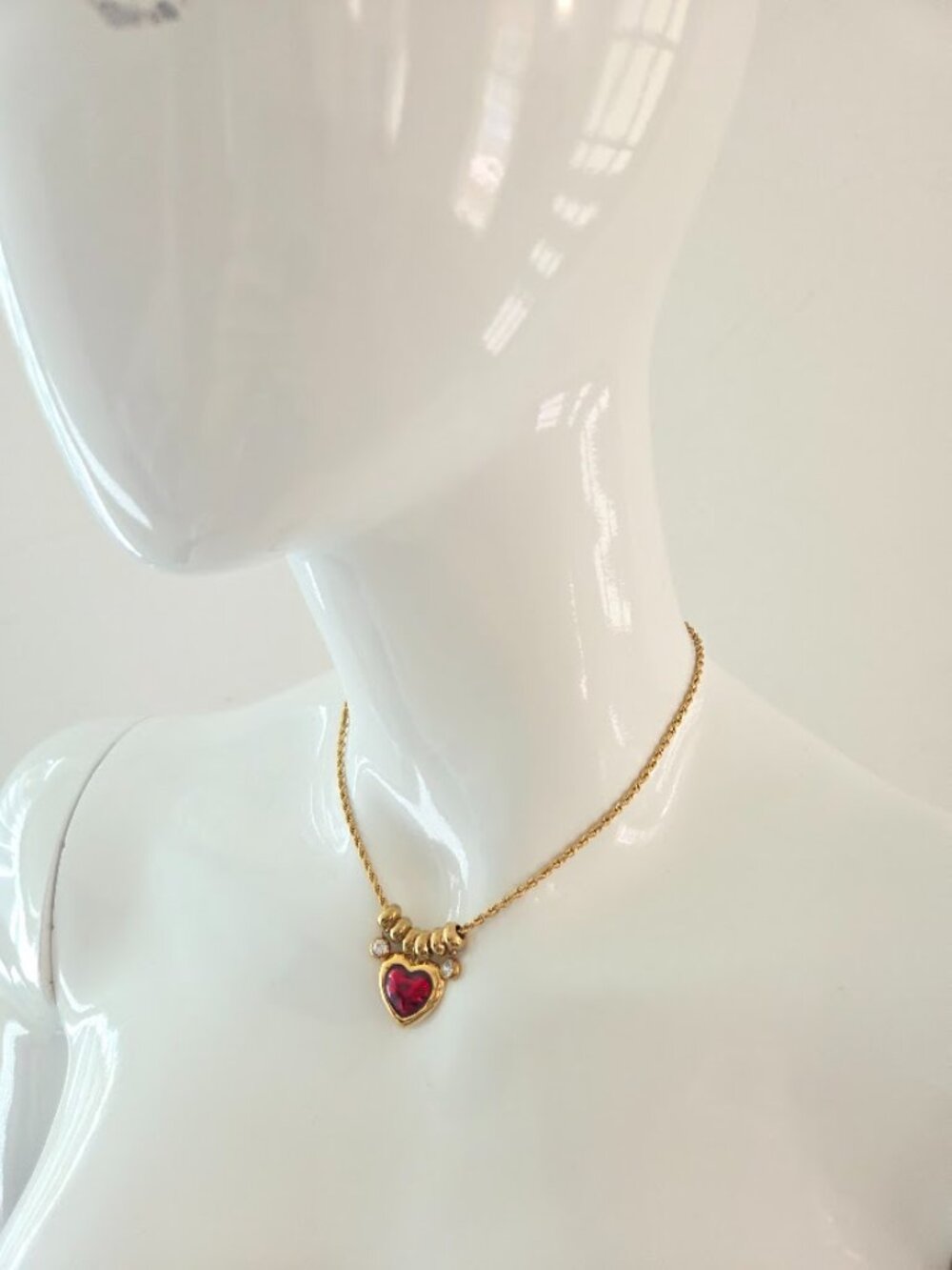 Vintage Gold Red Heart Pendant Necklace Coquette Aesthetic - Picture 8 of 13